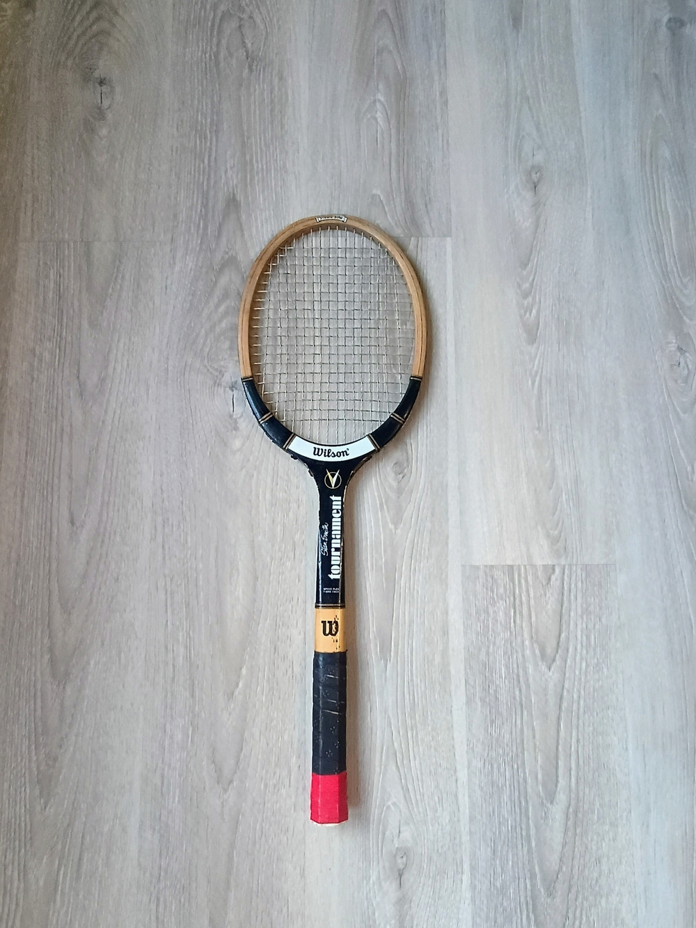 Vintage Wilson Stan Smith Tournament Strata Bow Wooden Tennis Racket 27in 🎾✨